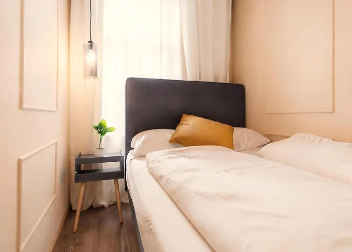 Apartment Comfortable 4 Private In Shared Near Westbahnhof