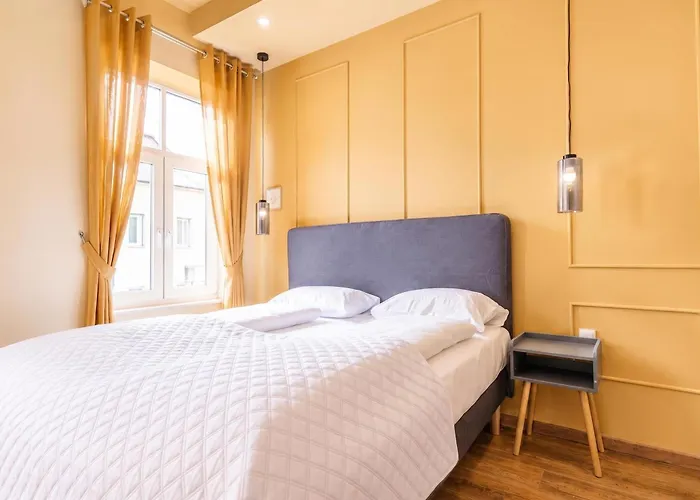 Comfortable 4 Private In Shared Near Westbahnhof Apartment *
